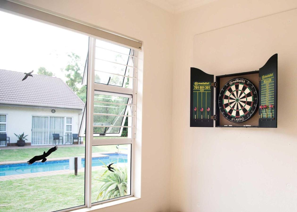 Amohela Guesthouse Midrand Bagian luar foto