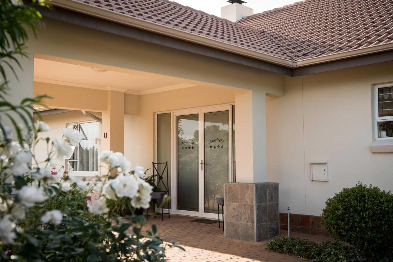 Amohela Guesthouse Midrand Bagian luar foto