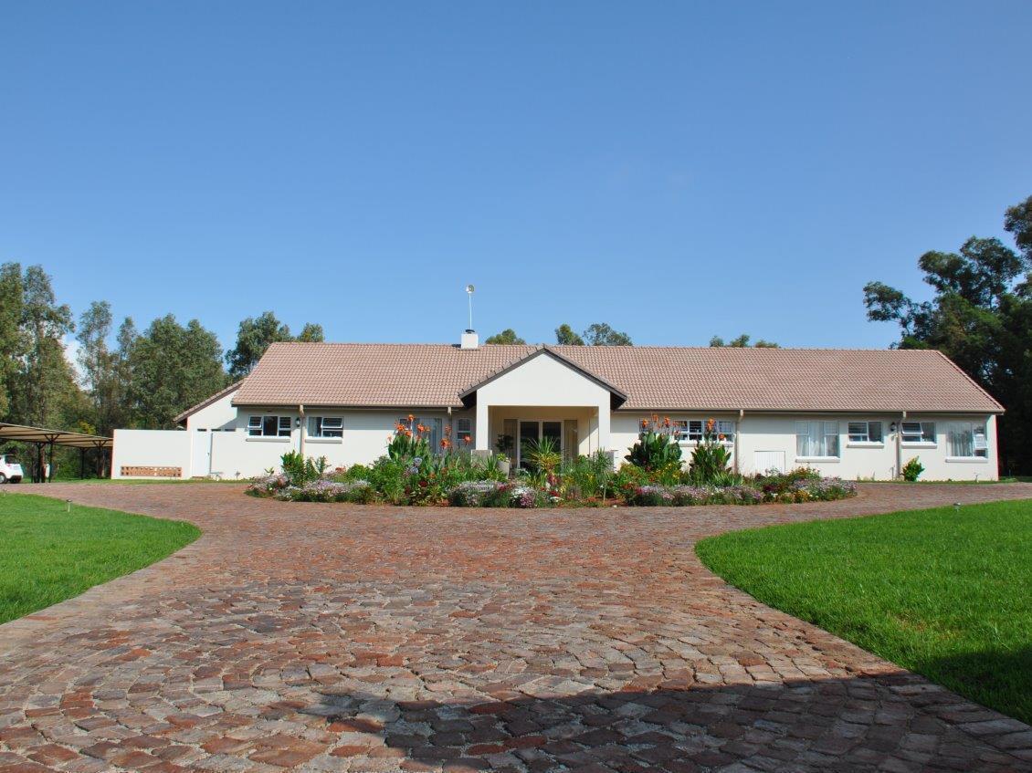Amohela Guesthouse Midrand Bagian luar foto